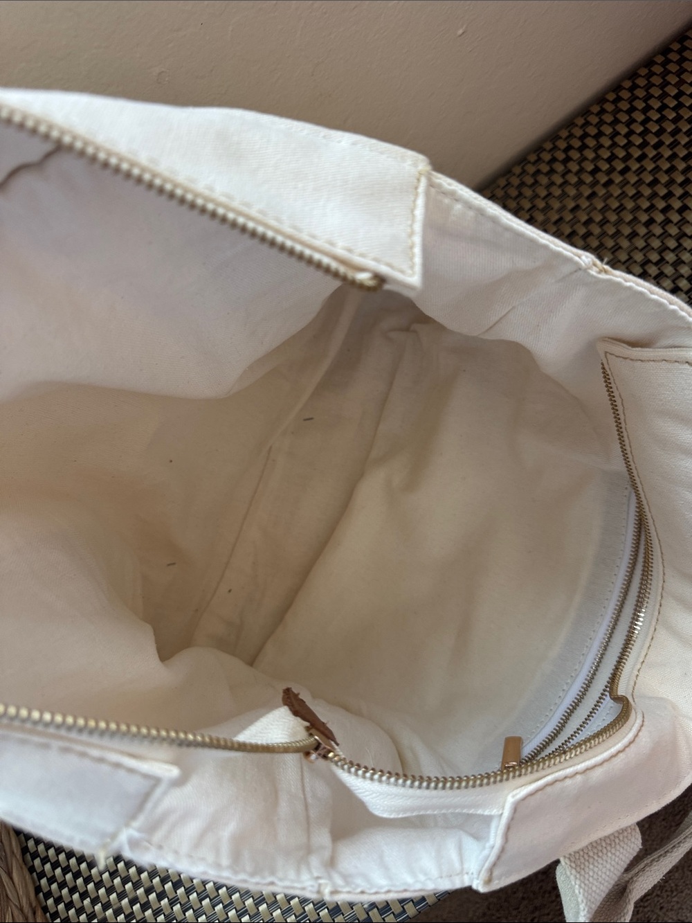 Canvas Tote Bag in Cream - Casual Everyday Handbag - Picture 3 of 5